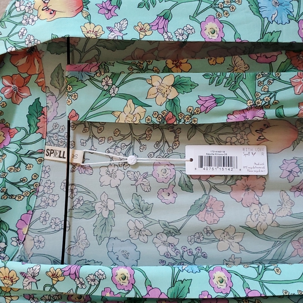 Vintage NWT Sayulita Spell Kimono FIRM, no bundle discounts. - Picture 3 of 9